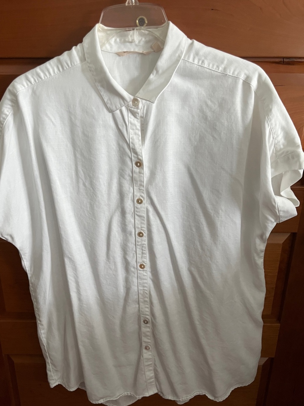 Soft Surroundings White Short-Sleeve Button-Down Shirt